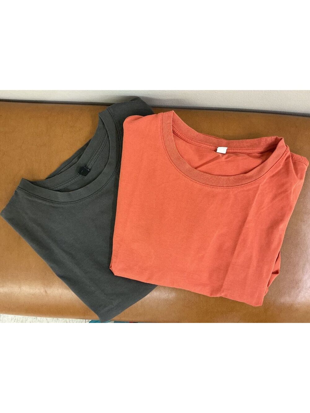 Set of 2 Uniqlo Cap Sleeve T-Shirts in Rust Orange and Charcoal Gray